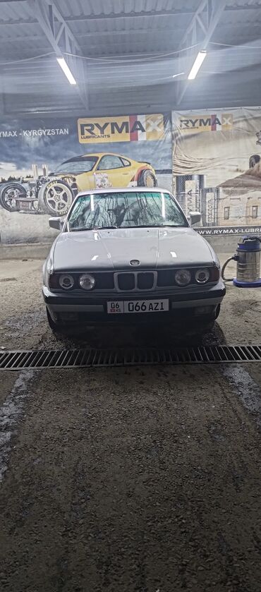 бмв е4: BMW 5 series: 1991 г., 2.5 л, Механика, Бензин, Седан