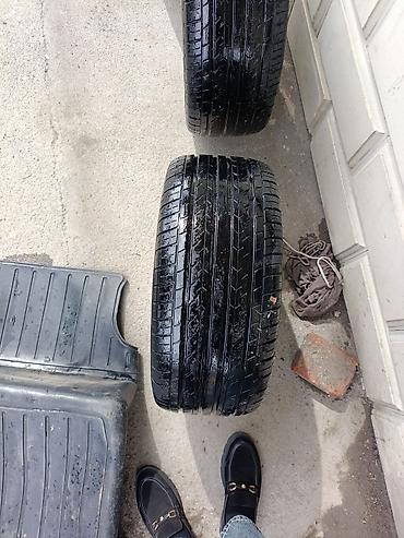 Təkərlər: Şin Roadstone 215 / 50 / R 13 — 7