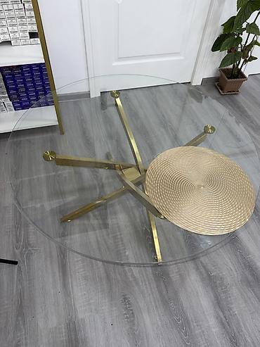 kicik stol: YENİDİR Şüşə səthli dairəvi masa - Dizayn: Modern-minimalist üslubda — 1