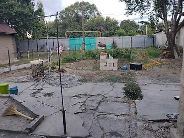 жильем: Продаётся земельный участок с домом и хозяйственными постройками — 8