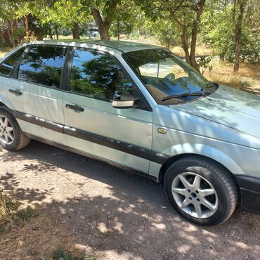 пасат б2: Volkswagen Passat: 1990 г., 1.8 л, Механика, Газ, Седан