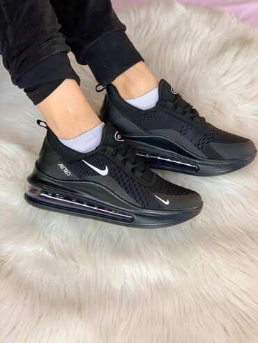 nike tn 95: Nike air max 270 patike

Novo
Brojevi 36 do 46