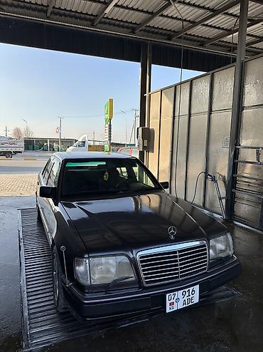 Mercedes-Benz: Mercedes-Benz W124: 1996 г., 2.2 л, Механика, Бензин, Седан — 10