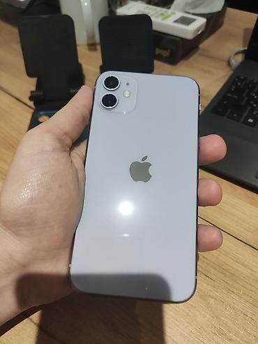 Apple iPhone: IPhone 11 — 2