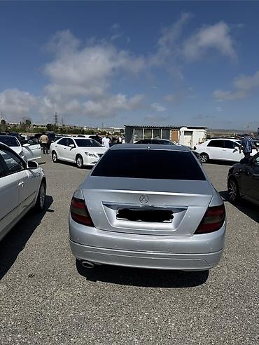 c220 cdi: Mercedes-Benz C-Class: 2.2 l | 2007 il Sedan — 5