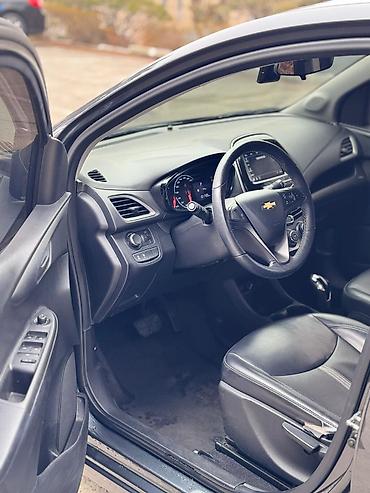 Chevrolet: Chevrolet Spark: 2021 г., 1 л, Автомат, Бензин, Хэтчбэк — 7