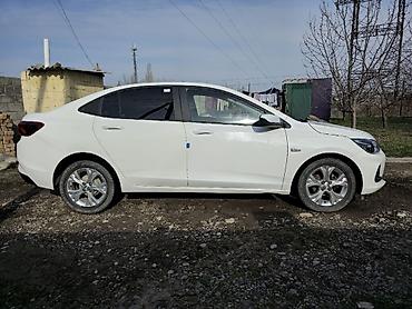 spark 2016: Chevrolet Onix: 2020 г., 1 л, Автомат, Бензин, Седан — 4