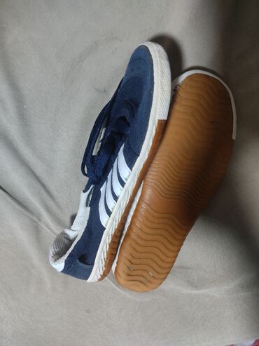 Women's Sneakers and athletic shoes: Ölçü: 39, rəng - Ağ, İşlənmiş — 7