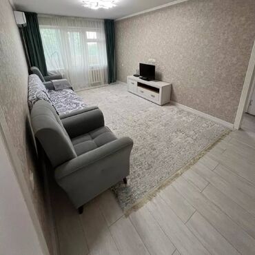 doska kg снять квартиру: 1 комната, 42 м², 104 серия, 4 этаж, Евроремонт
