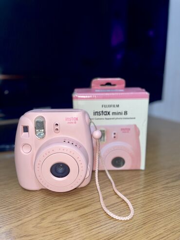Фотоаппараты: Instax mini 8