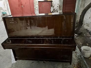 Musiqi alətləri: Upright pianino – “Lastoçka” (Ласточка) Bir dənə problemi yanında bir — 4