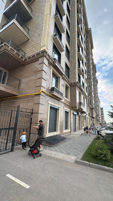 квартира в тоголок молдо: 2 бөлмө, 65 кв. м, Элитка, 10 кабат, Евроремонт
