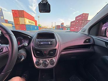 Chevrolet: Chevrolet Spark: 2016 г., Бензин, Хэтчбэк — 8