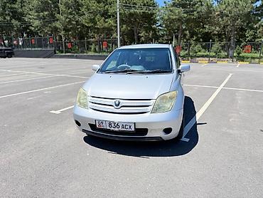 тоето пикник: Toyota Ist: 2004 г., 1.3 л, Автомат, Бензин, Хэтчбэк — 3