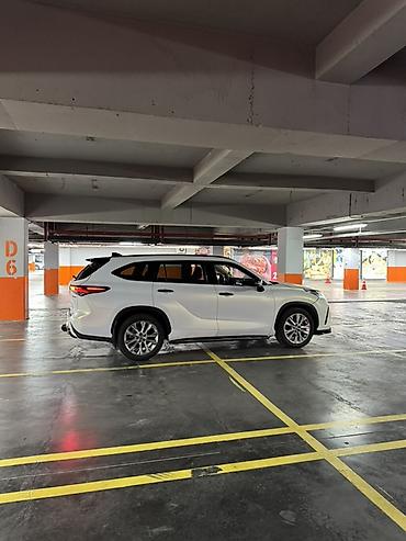 tank x: Toyota Highlander: 2022 г., 2.5 л, Автомат, Бензин, Кроссовер — 4