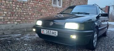 Volkswagen: Volkswagen Passat: 1993 г., 2 л, Механика, Бензин, Универсал