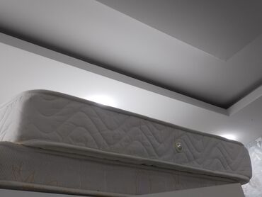 yataq ucun matraslar: Sadə matras