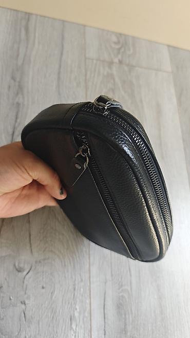 kişi aksesuarları: Kişi üçün çiyin/kəmər çantası – qara rəng - Material: teksturalı — 4