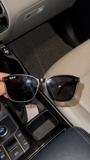 Продаю очки Ray Ban (P)
Оригинал
Полароидные 
Made in italy