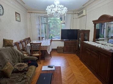 Köhnə tikili: Bakı, 3 otaqlı, Köhnə tikili, m. Qara Qarayev, 85 kv. m