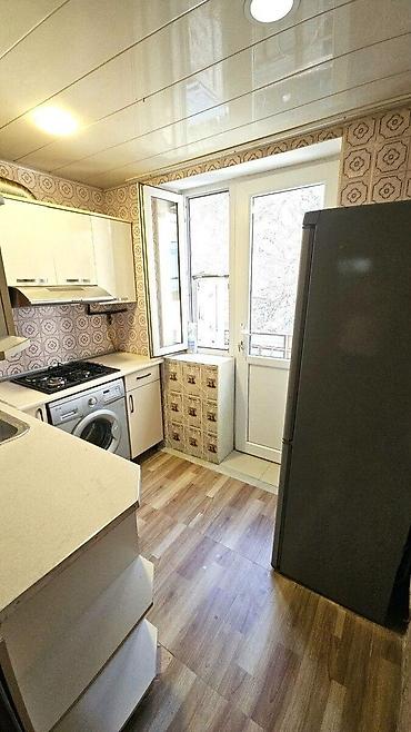 bakida kirayə: İcarəyə verilir 3 otaqlı köhnə tikili 72 m², Neftçilər m. 695 AZN/ay — 5