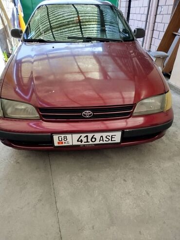 Toyota: Toyota Carina: 1994 г., 1.6 л, Механика, Бензин, Седан