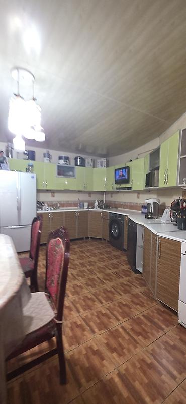 модульные блоки: 6 комнат и более, 240 м², 13 соток, Нижняя Ала-Арча, Собственник — 6