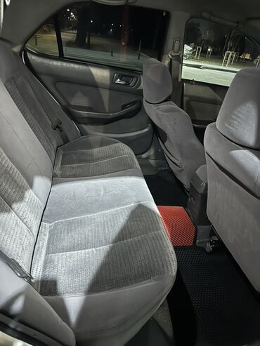 Honda: Honda Accord: 2001 г., 1.8 л, Механика, Газ, Седан — 9