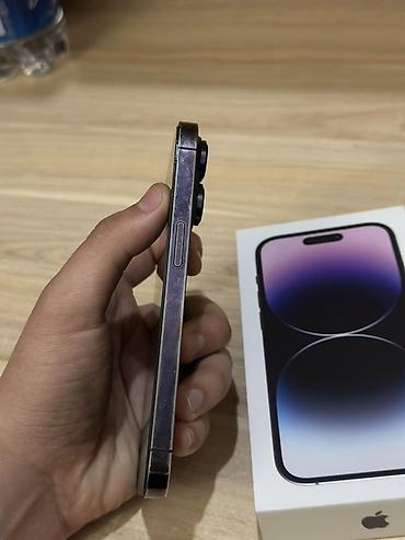 Apple iPhone: IPhone 14 Pro, Б/у, 256 ГБ, Deep Purple, Защитное стекло, Чехол, Коробка, 74 % — 4