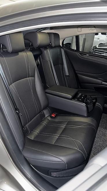 Lexus: Lexus ES: 2019 г., 2.5 л, Гибрид — 20