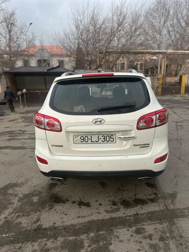 kand tasarfati ucunyuk.masinlari: Hyundai Santa Fe: 2.4 l | 2011 il Ofrouder/SUV