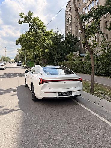 Другие автомобили: Продаю! Neta S Гибрид Расход 4 литра по городу Дальность хода 1100 км — 3