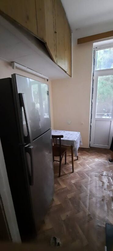 Uzunmüddətli kirayə mənzillər: Nərimanov rayonu, Nərimanov metrosu, Təhsil Nazirliyi arxasında, 3 — 6