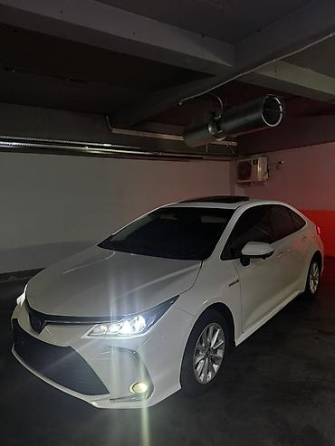 82 1: Toyota Corolla: 2020 г., 1.8 л, Вариатор, Гибрид, Седан — 1