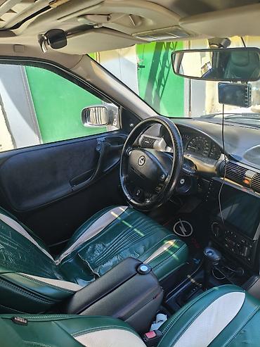 opel vectra b: Opel Astra: 1.6 l | 1996 il Universal — 10