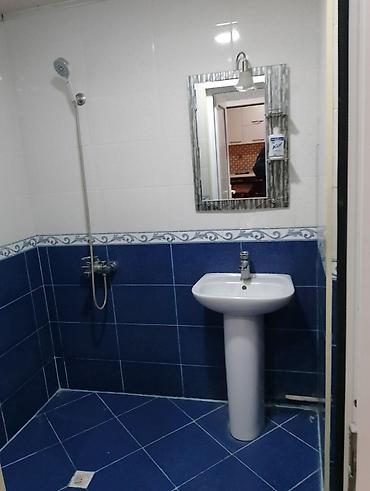 Uzunmüddətli kirayə mənzillər: Kirayə üçün 2 otaqlı mənzil. - Planlaşdırma: geniş dəhliz, ayrı-ayrı — 18