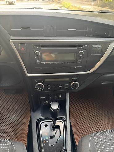 тоета аурис: Toyota Auris: 2013 г., 1.6 л, Автомат, Бензин, Хэтчбэк — 1