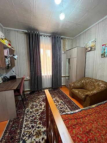 брони: Продается дом с большим участком в Новопокровке район Крупской Цена — 4