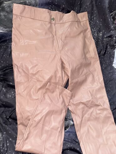 Другая женская одежда: Все что на фото продаю, цены можете сами предложить. Если заберете — 12