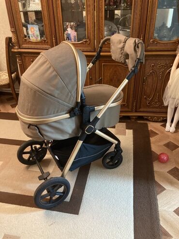 Araba-beşiklər: Çıxarıla bilən beşikli araba, Yaş: <1 ay — 10