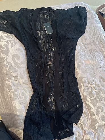 Üst geyimi: ICONIC brendindən qara krujeva kimono/üstlük - Rəng: qara - Parça — 2