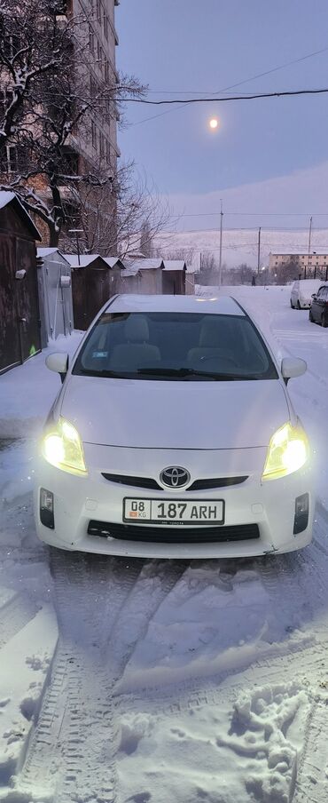 машина дайхатсу: Toyota Prius: 2011 г., 1.8 л, Вариатор, Гибрид, Хэтчбэк