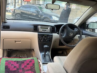 Toyota: Toyota Corolla: 2004 г., 1.5 л, Автомат, Бензиновая, Хэтчбэк — 8