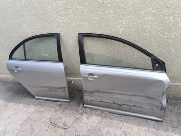 авто замок на машину: Дверь Передняя правая Toyota, Б/у, Оригинал