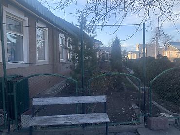 Продажа коттеджей и домов: СРОЧНО ПРОДАМ ДОМ!!!!! Участок 6 соток. 6 комнат, санузел в доме. Газ — 2