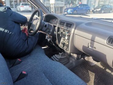 Nissan: Nissan Pickup: 2.4 l. | 1998 έ. Πικάπ at lalafo.gr — 7 Nissan: Nissan Pickup: 2.4 l. | 1998 έ. Πικάπ — 7