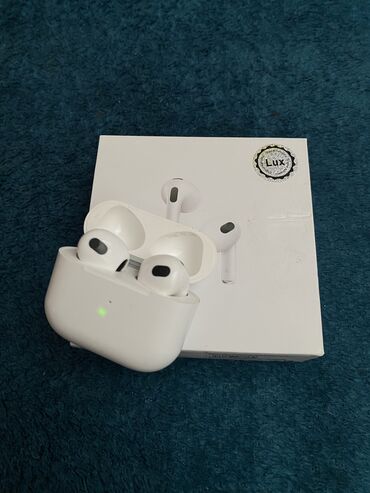 Qulaqlıqlar: Airpods 3 Orginal Təzəsi aldığı üçün satılır problemsiz real alıcıya