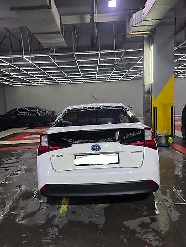 lexus lx 470 2002: Toyota Prius: 2021 г., 1.8 л, Автомат, Гибрид, Лифтбек — 5