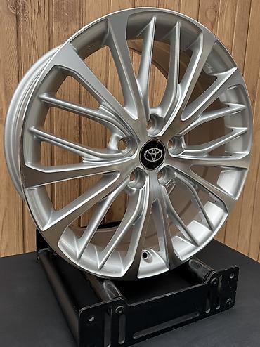 диски camry 50: Литые Диски R 18 Toyota, Комплект, отверстий - 5, Новый — 2