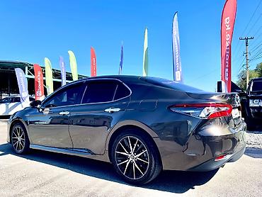 Toyota: Toyota Camry: 2022 г., 2.5 л, Вариатор, Гибрид, Седан — 10